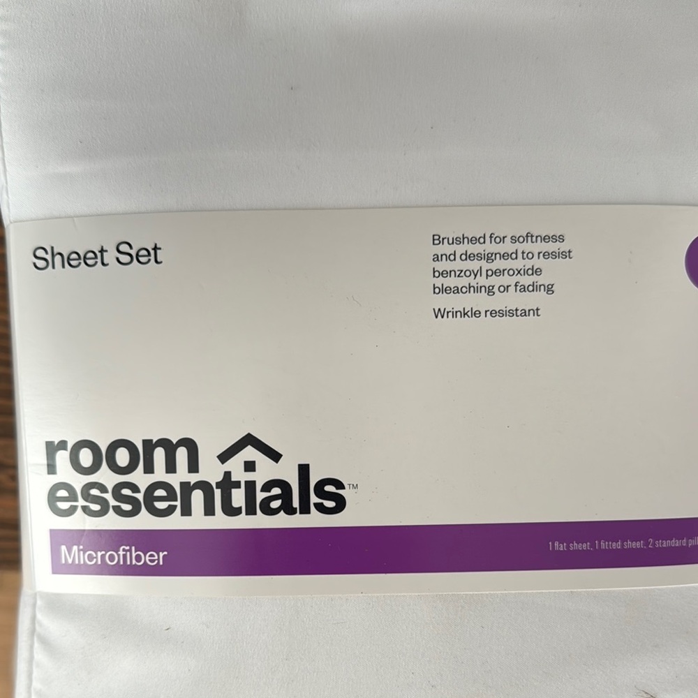 Room Essentials White Microfiber Sheet Set